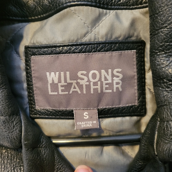 Wilson's cropped motorcycle jacket - Picture 8 of 9
